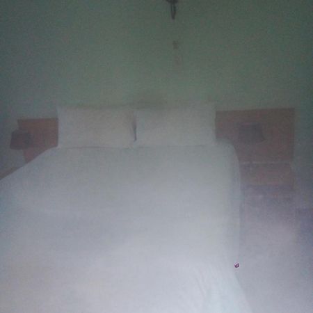 Brackendene Lodge 가보로네 외부 사진