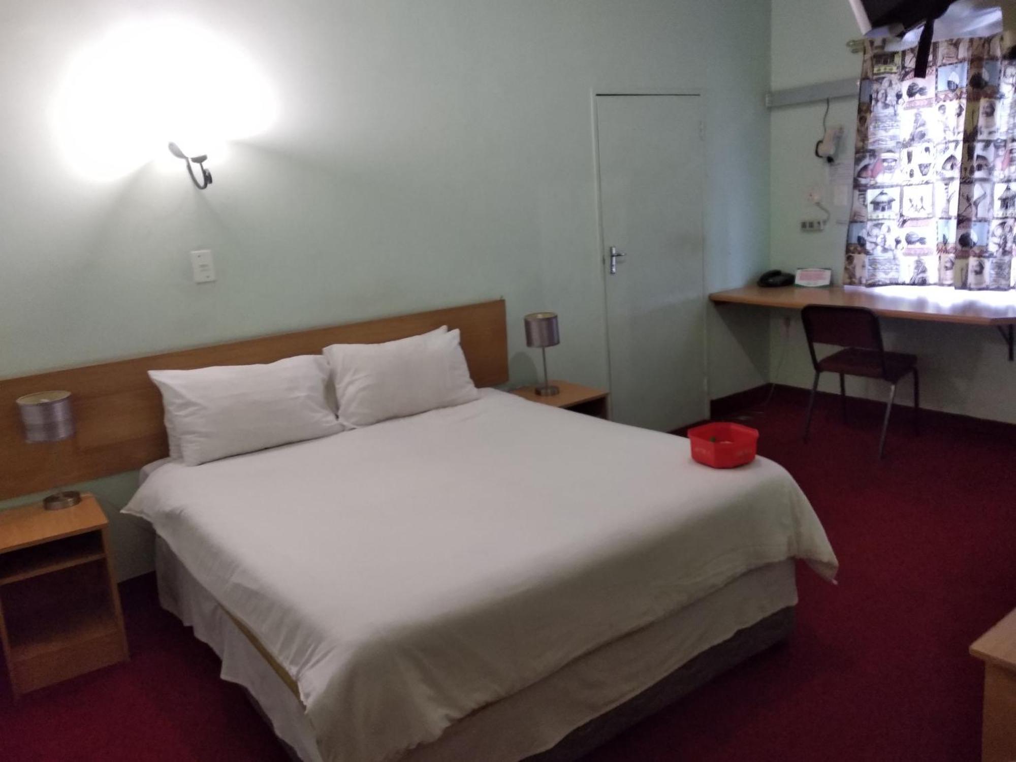 Brackendene Lodge 가보로네 외부 사진