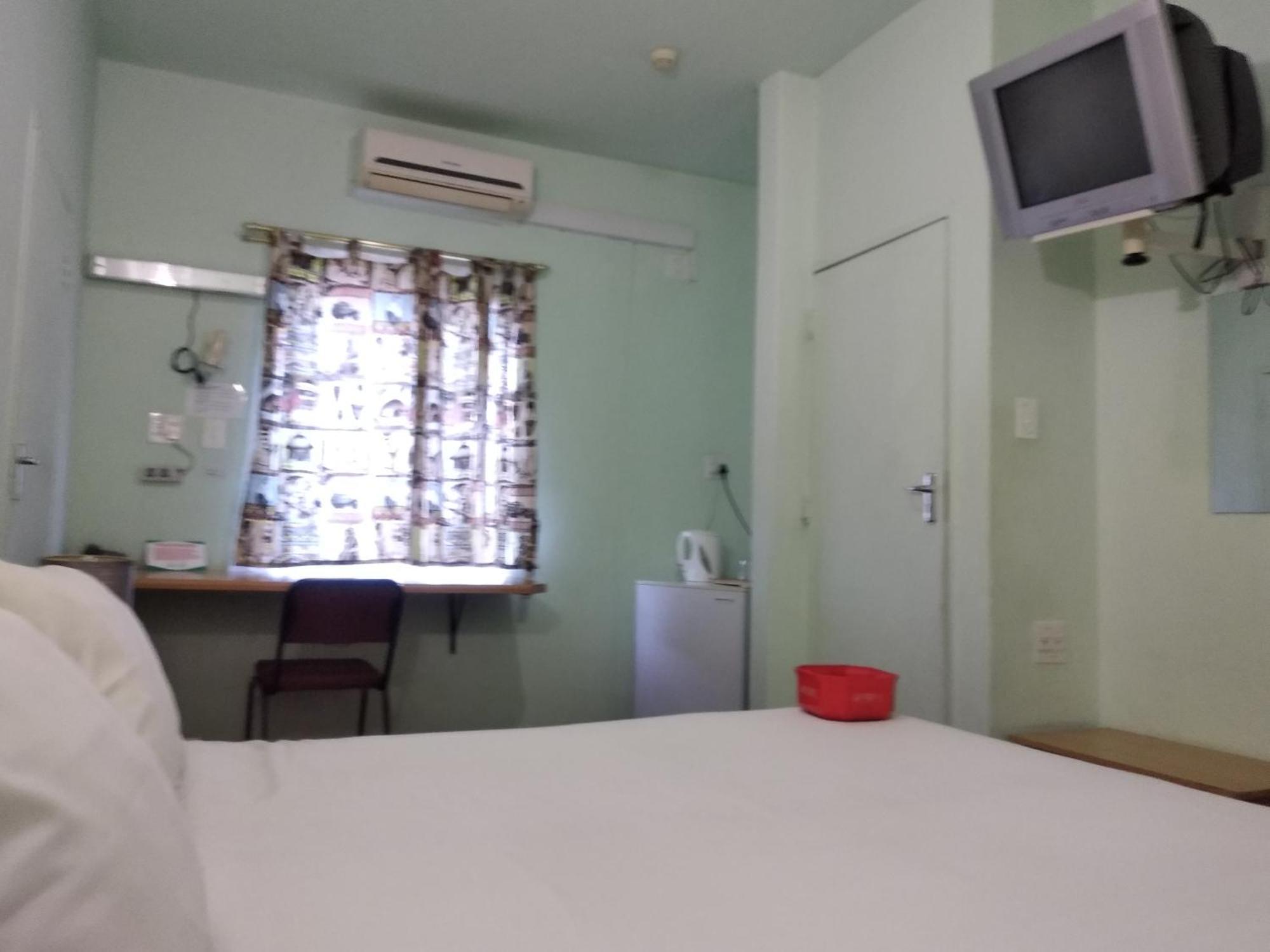 Brackendene Lodge 가보로네 외부 사진