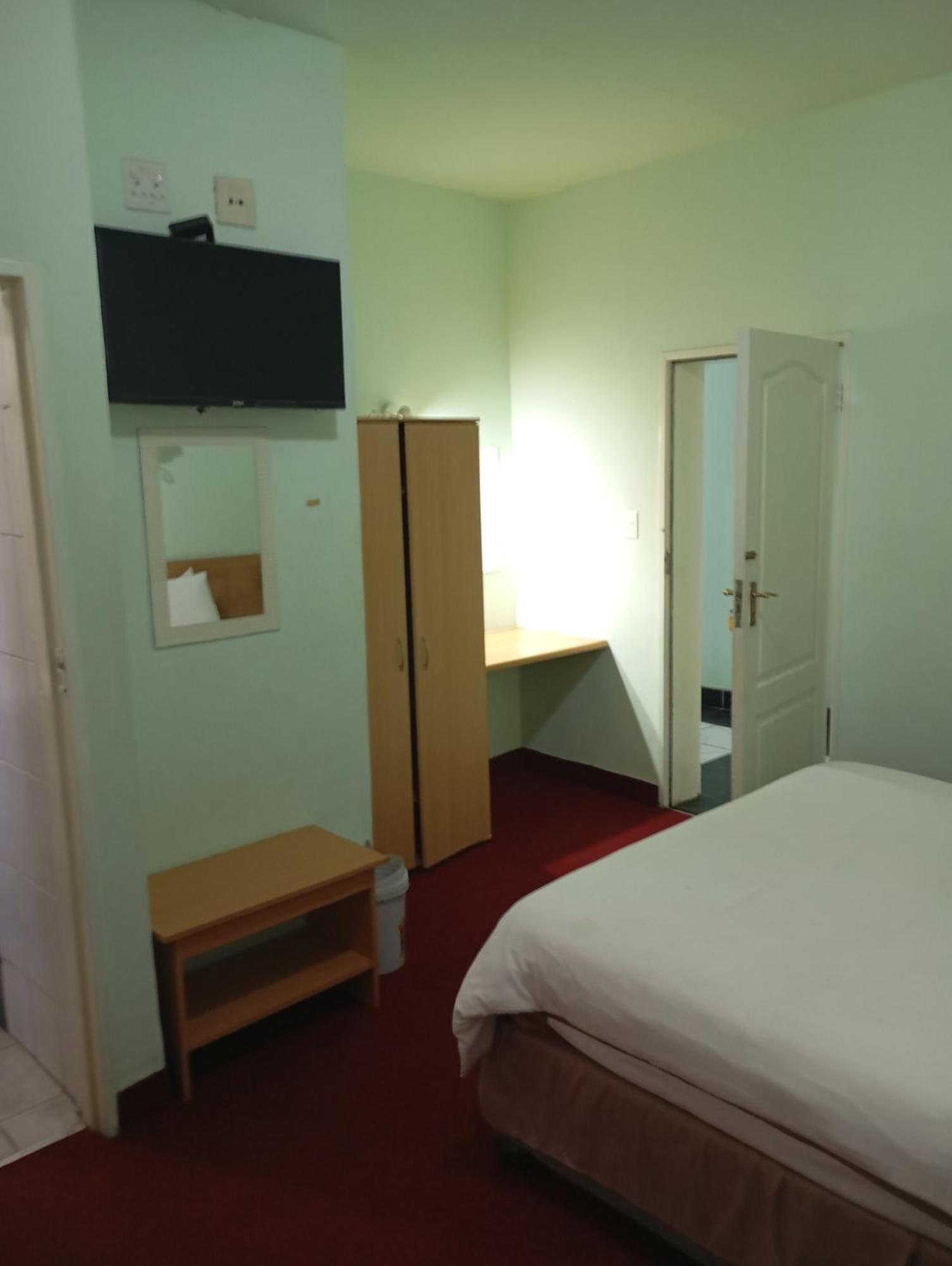 Brackendene Lodge 가보로네 외부 사진