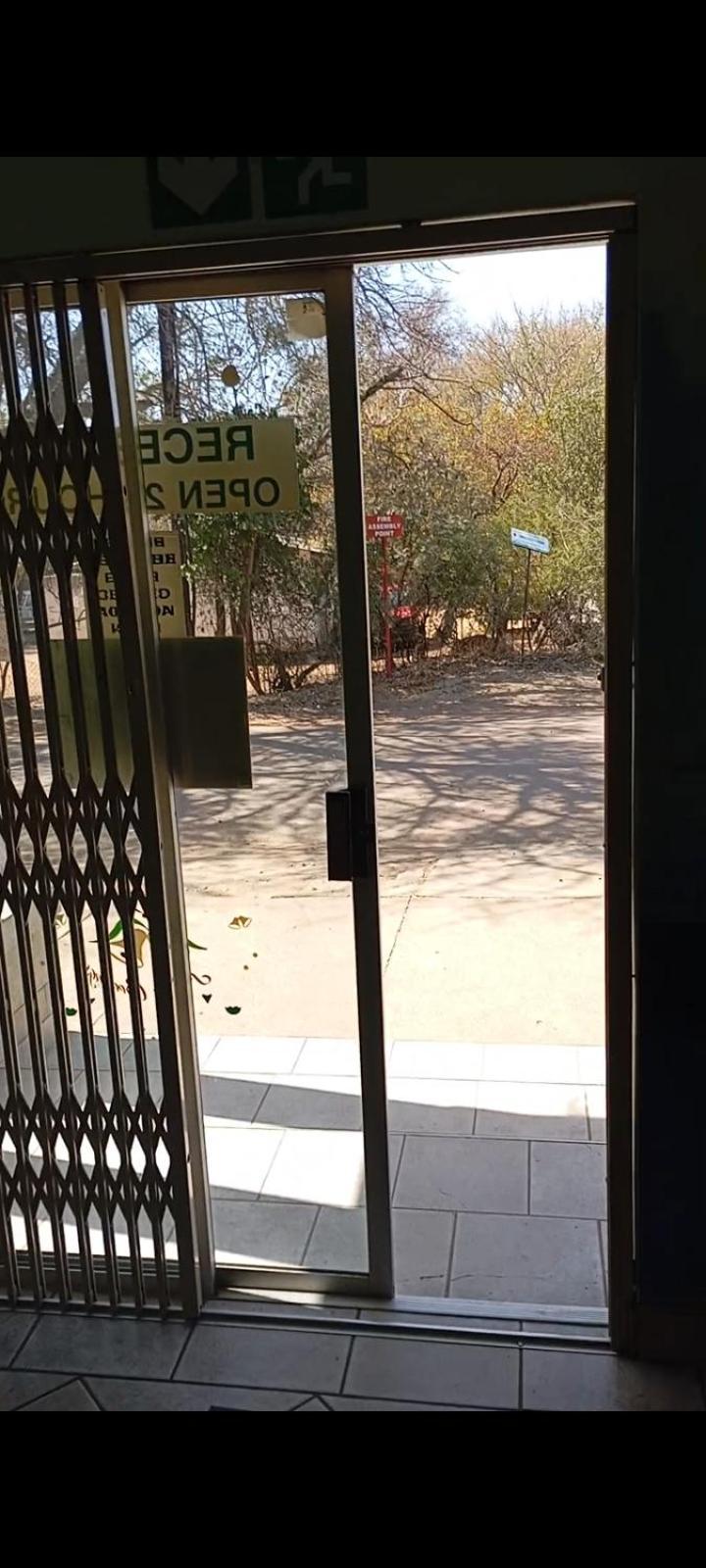 Brackendene Lodge 가보로네 외부 사진